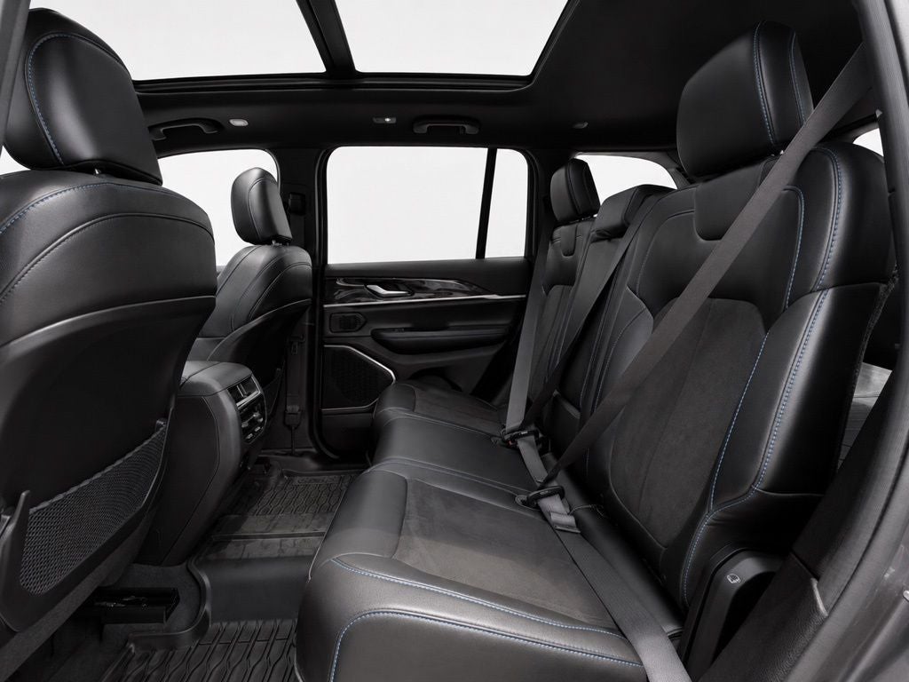 2023 Jeep Grand Cherokee Trailhawk 4xe