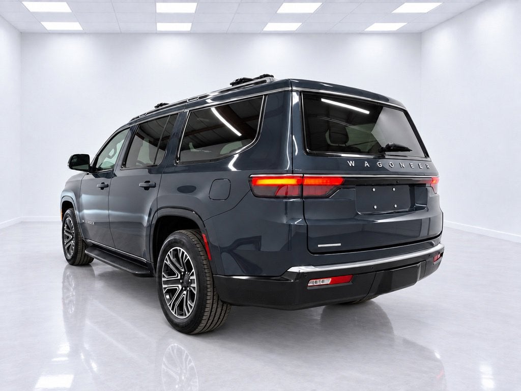 2023 Jeep Wagoneer Base