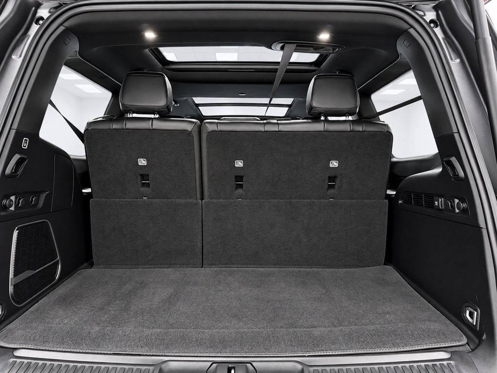 2023 Jeep Wagoneer Base