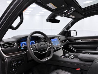 2023 Jeep Wagoneer Base