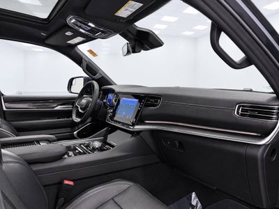 2023 Jeep Wagoneer Base
