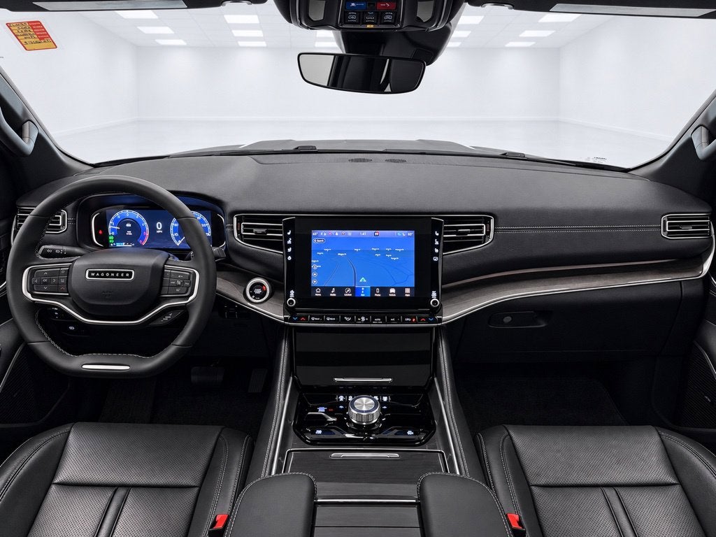 2023 Jeep Wagoneer Base