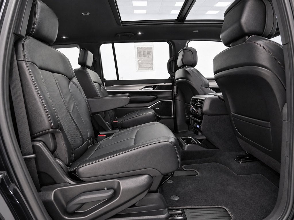 2023 Jeep Wagoneer Series II