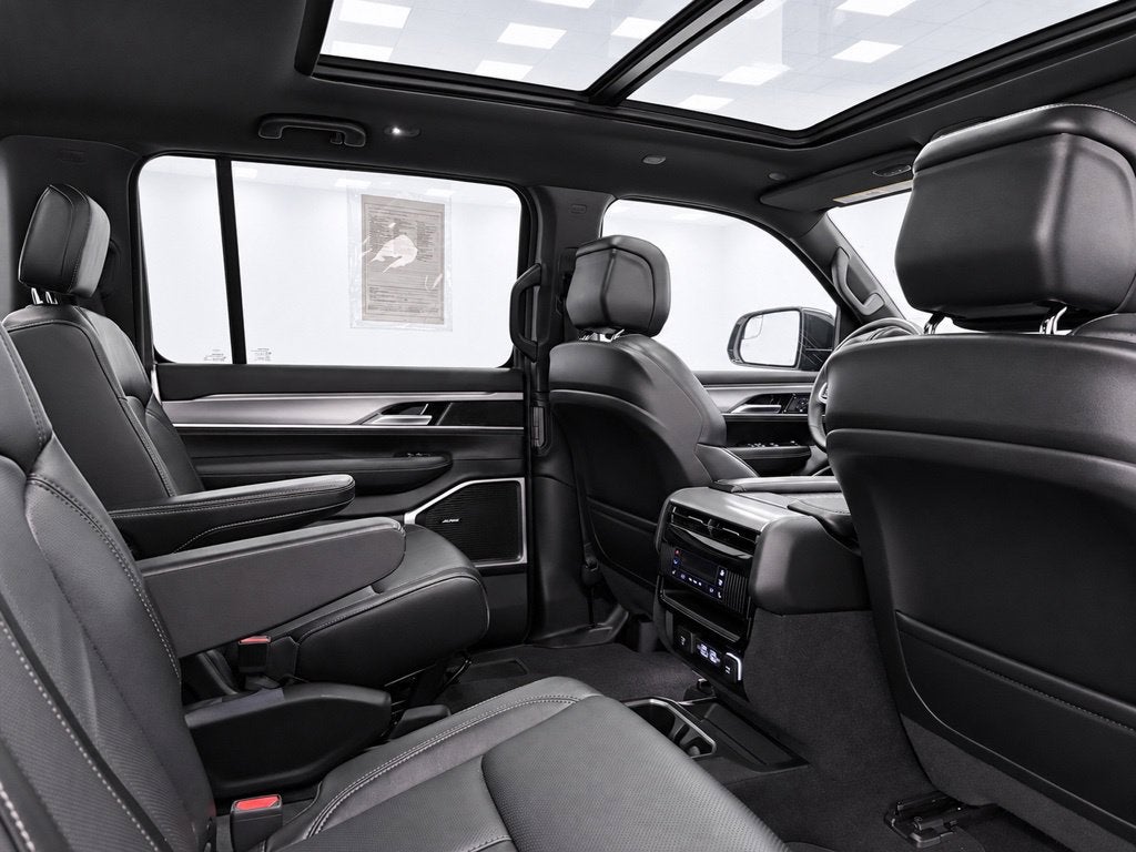 2023 Jeep Wagoneer Series II