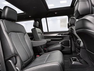 2023 Jeep Wagoneer Series II