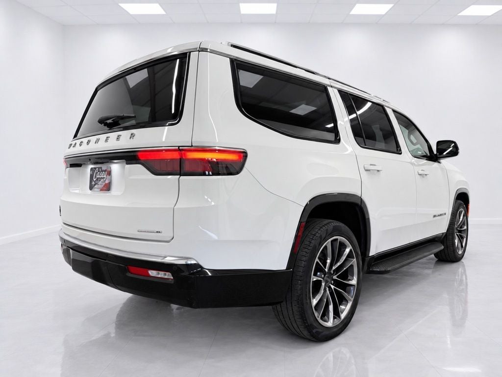 2023 Jeep Wagoneer Series II