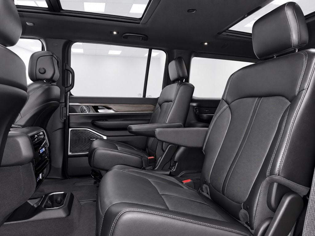 2023 Jeep Wagoneer Series II