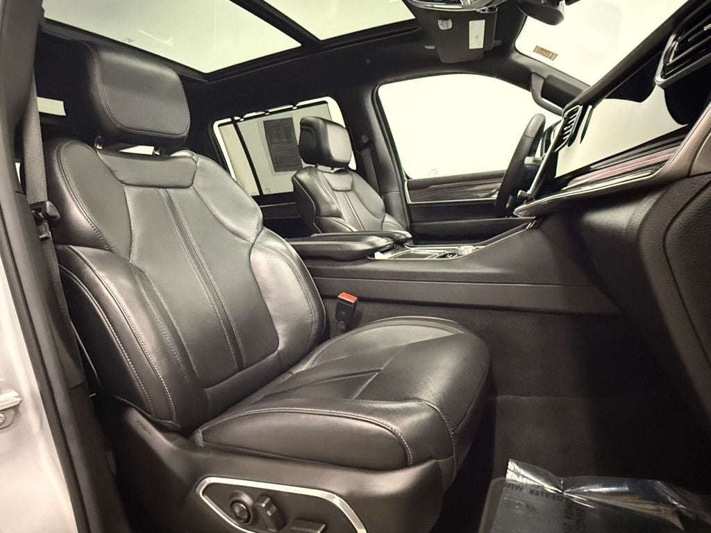 2022 Jeep Wagoneer Series II