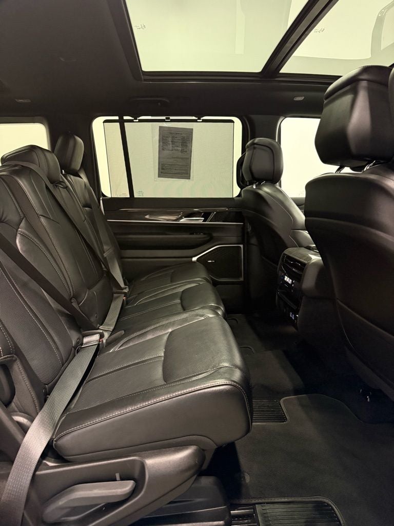 2022 Jeep Wagoneer Series II