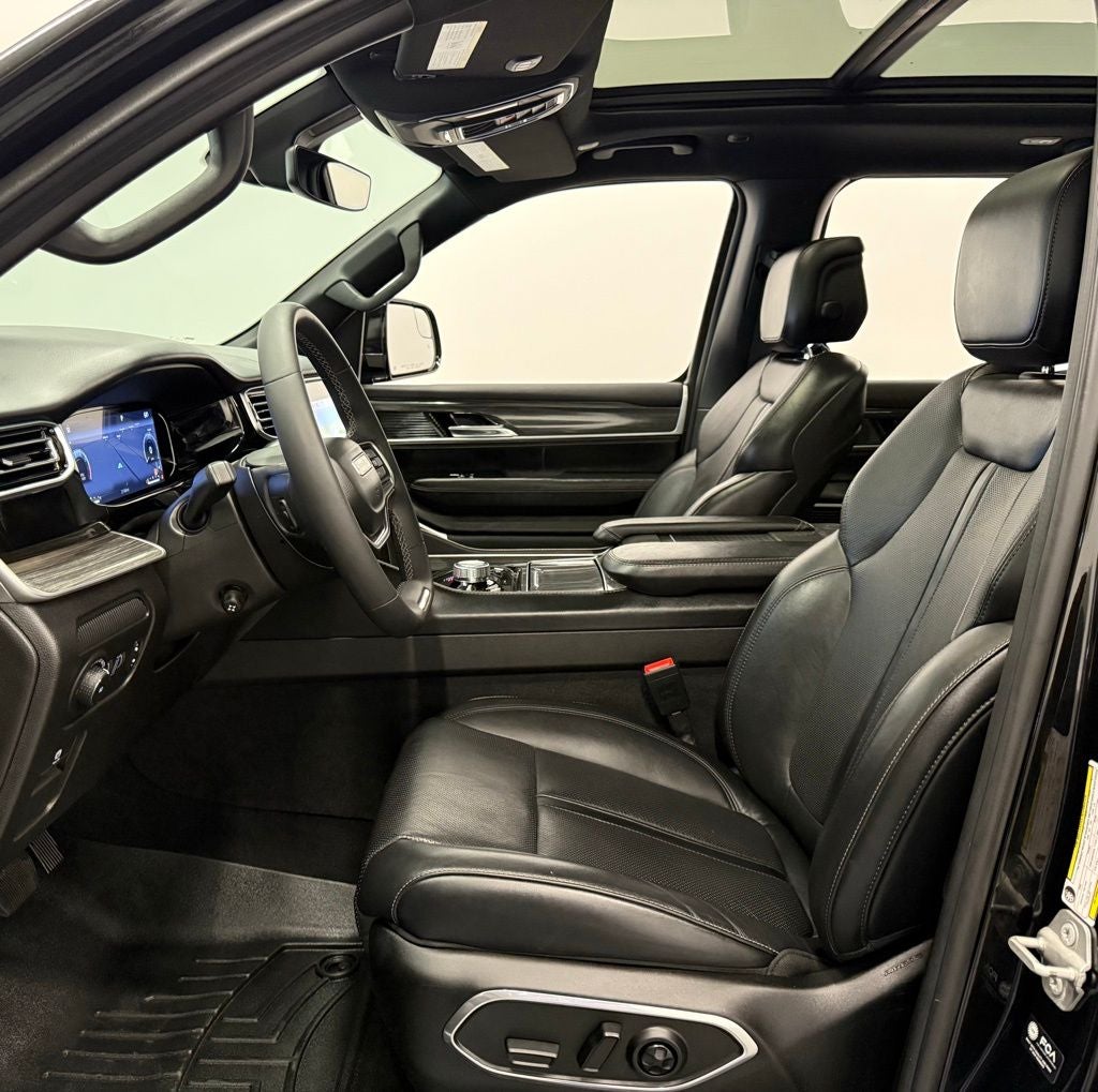 2022 Jeep Wagoneer Series III