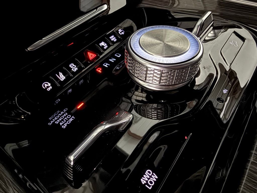 2022 Jeep Wagoneer Series III