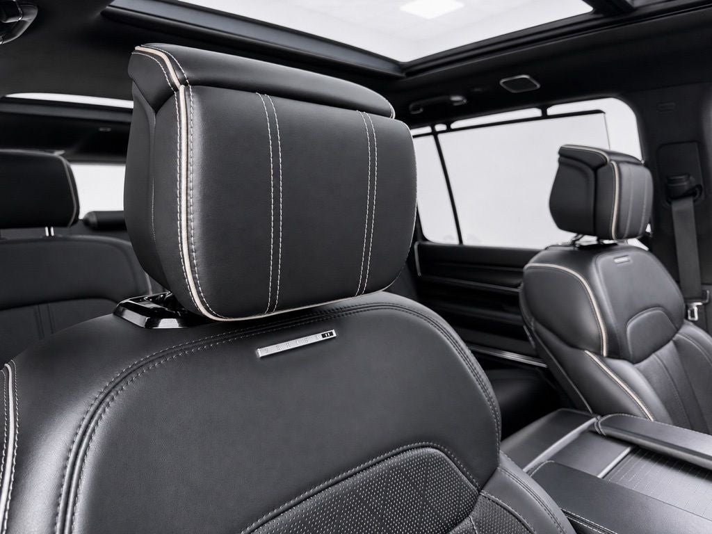 2022 Jeep Grand Wagoneer Series II