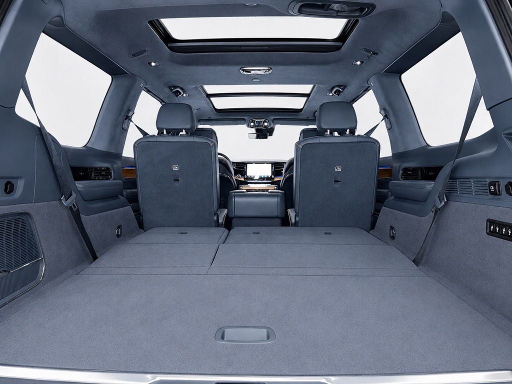 2022 Jeep Grand Wagoneer Series II