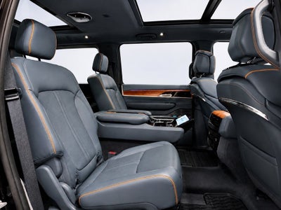 2022 Jeep Grand Wagoneer Series II