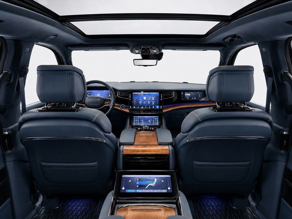 2022 Jeep Grand Wagoneer Series II