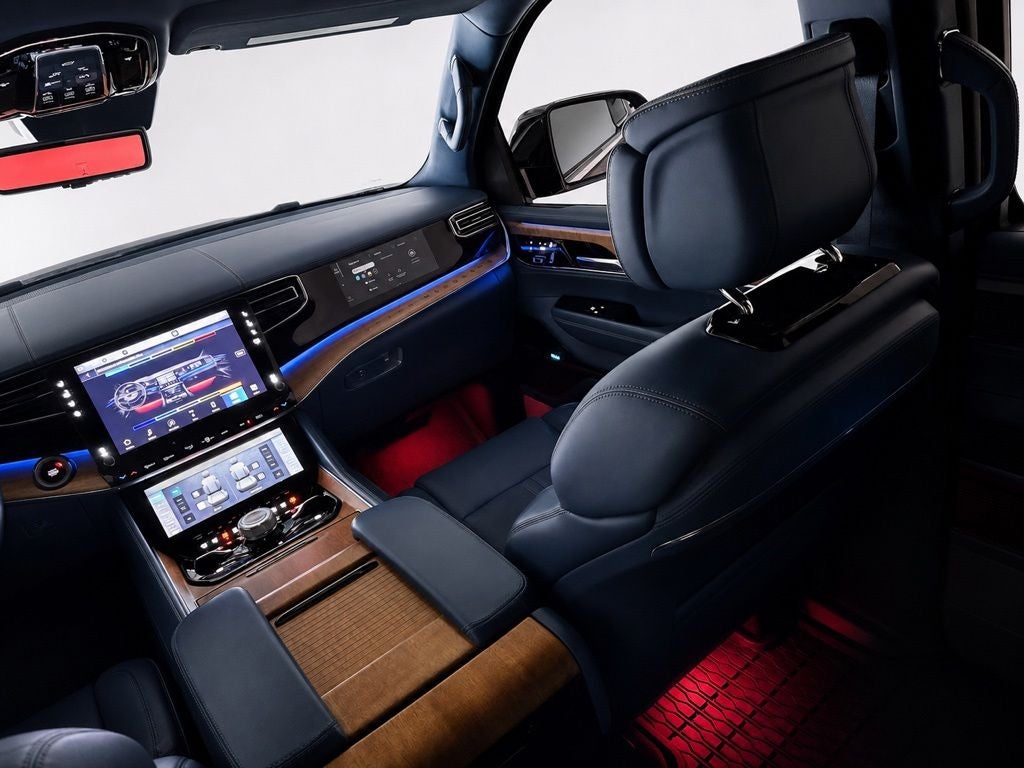 2022 Jeep Grand Wagoneer Series II