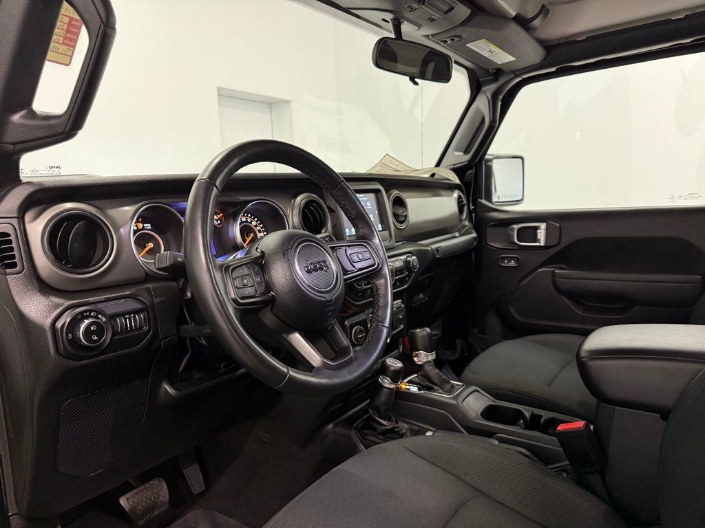 2022 Jeep Gladiator Willys