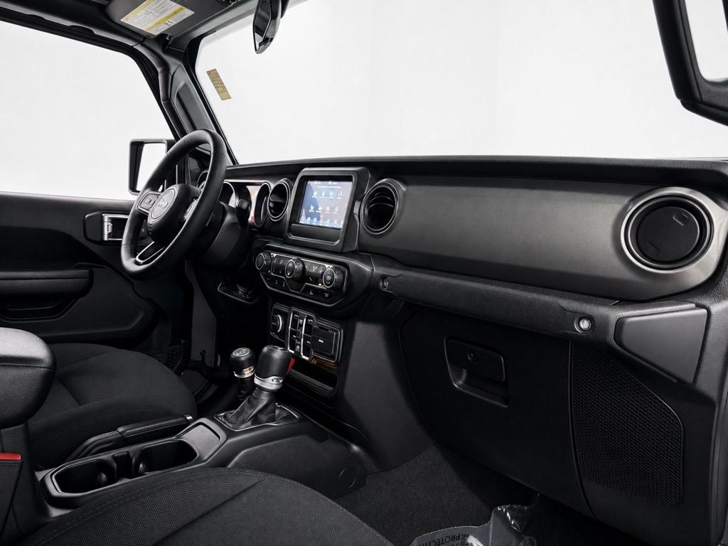 2023 Jeep Gladiator Sport S