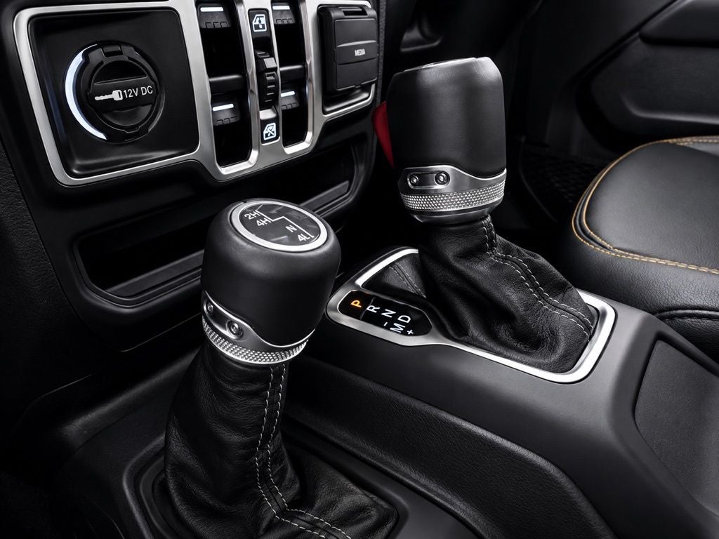 2025 Jeep Gladiator High Tide