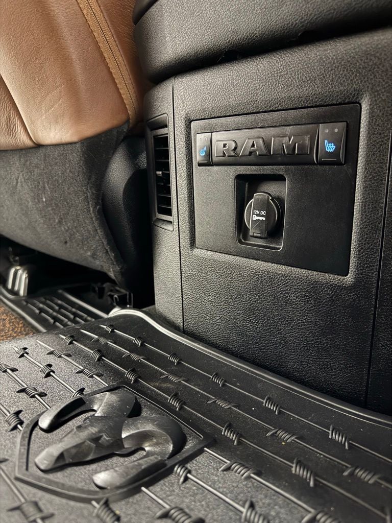 2013 RAM 1500 Laramie Longhorn