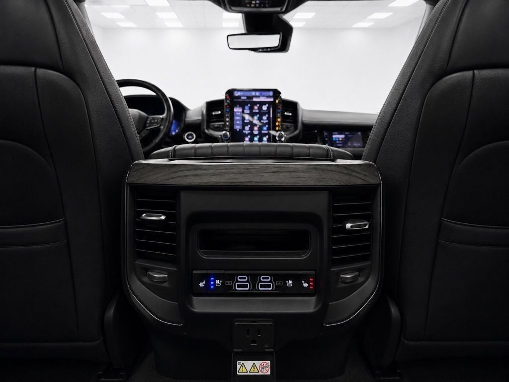 2025 RAM 1500 Limited