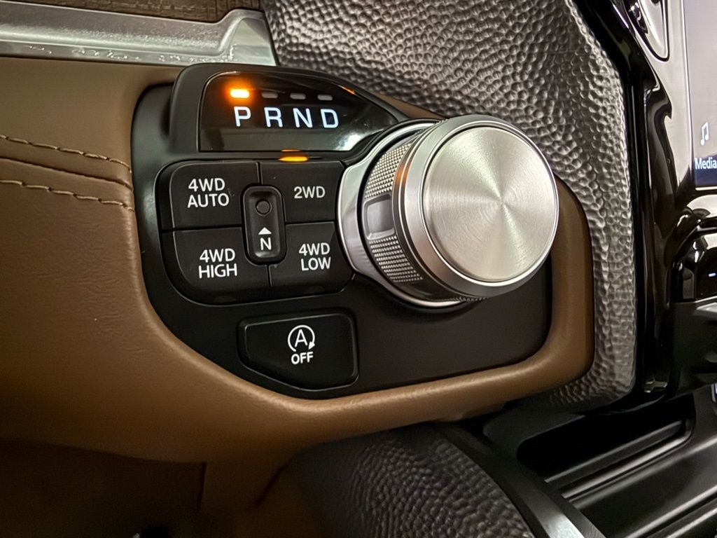 2024 RAM 1500 Laramie Longhorn