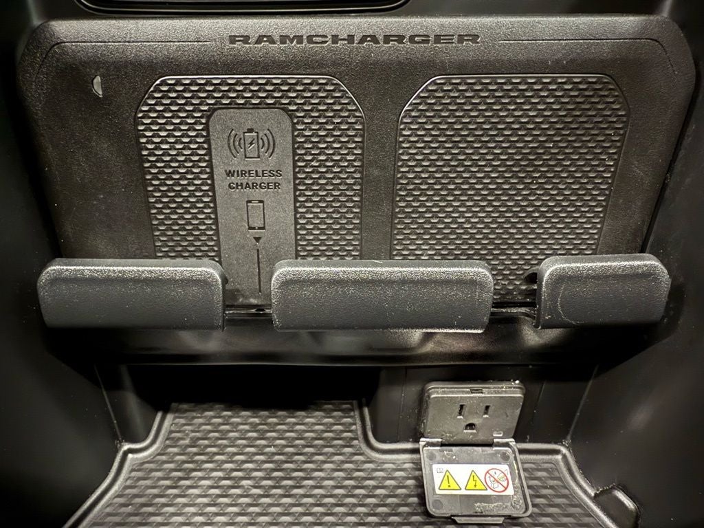 2024 RAM 1500 Laramie Longhorn