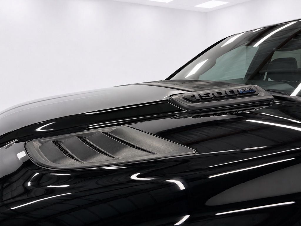 2023 RAM 1500 Sport