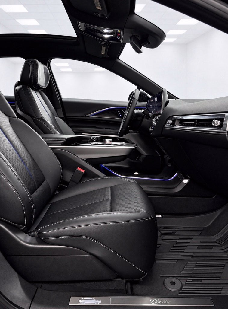 2024 Cadillac LYRIQ Luxury