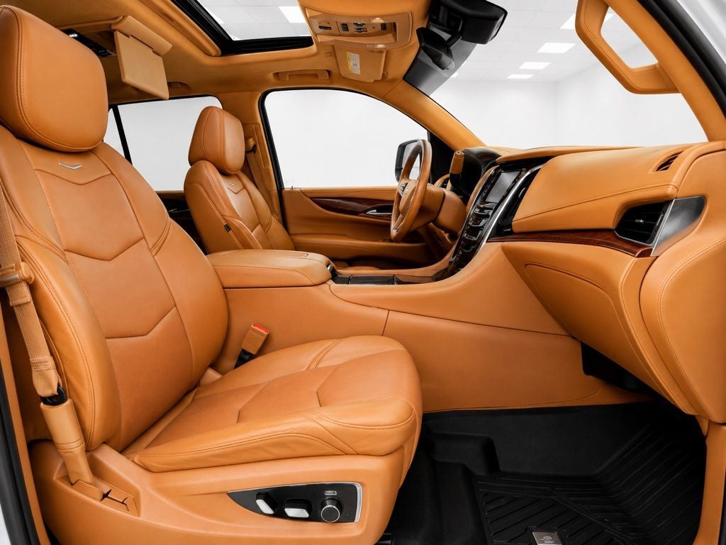 2016 Cadillac Escalade Platinum Edition