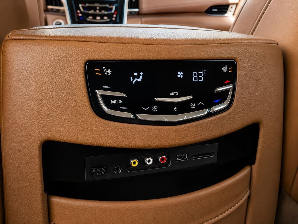 2016 Cadillac Escalade Platinum Edition