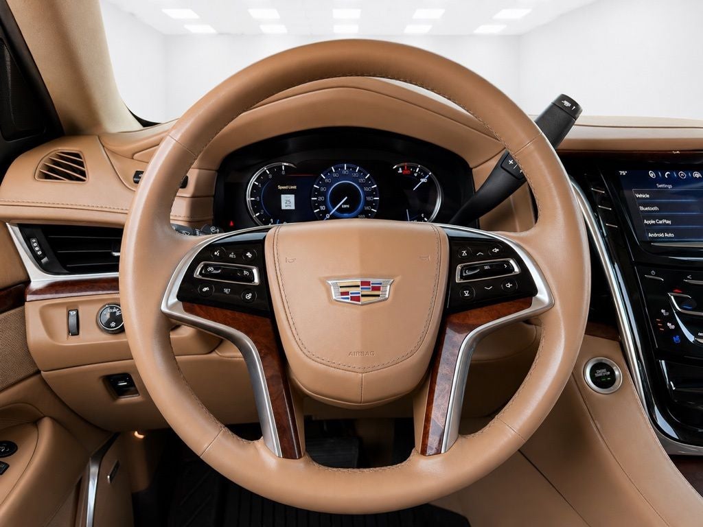 2016 Cadillac Escalade Platinum Edition