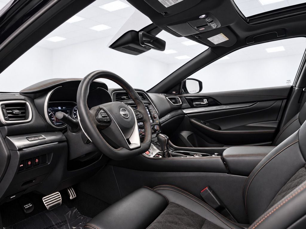 2023 Nissan Maxima SR