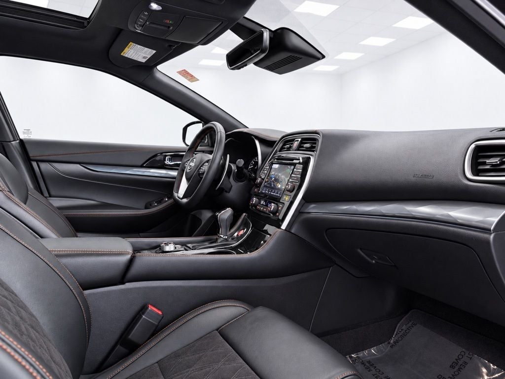 2023 Nissan Maxima SR