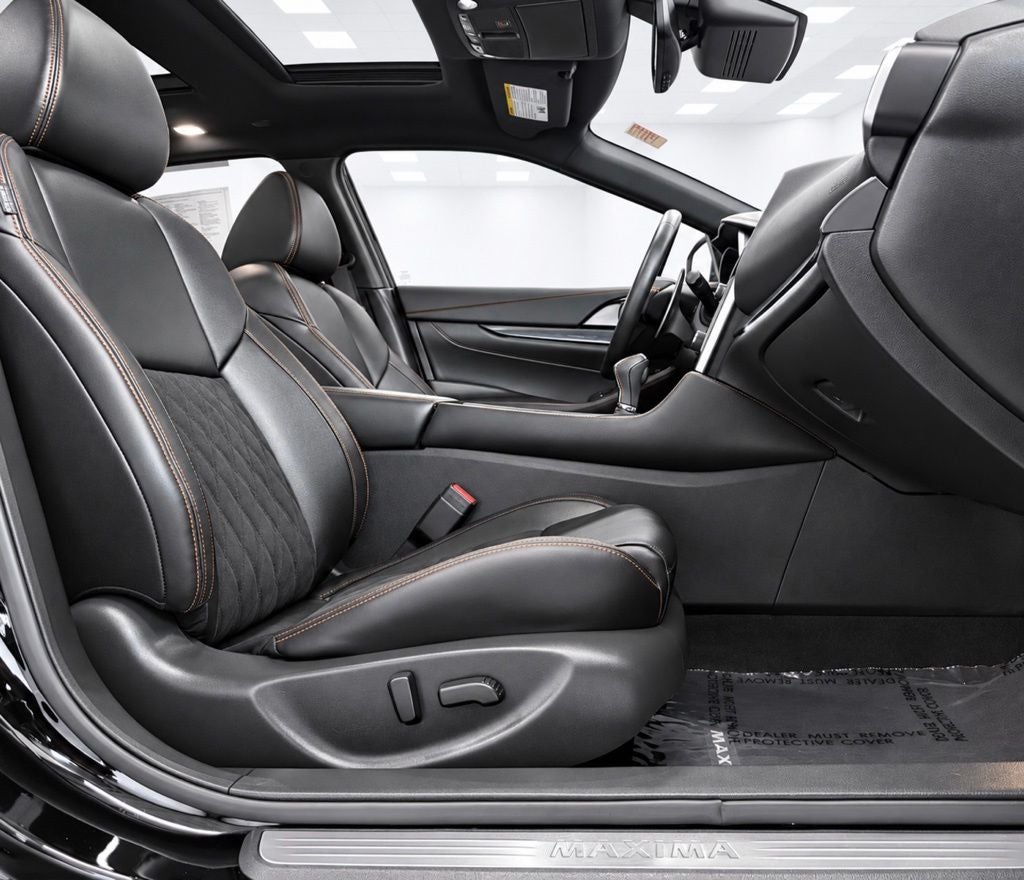 2023 Nissan Maxima SR