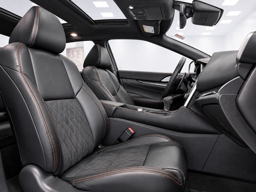 2023 Nissan Maxima SR