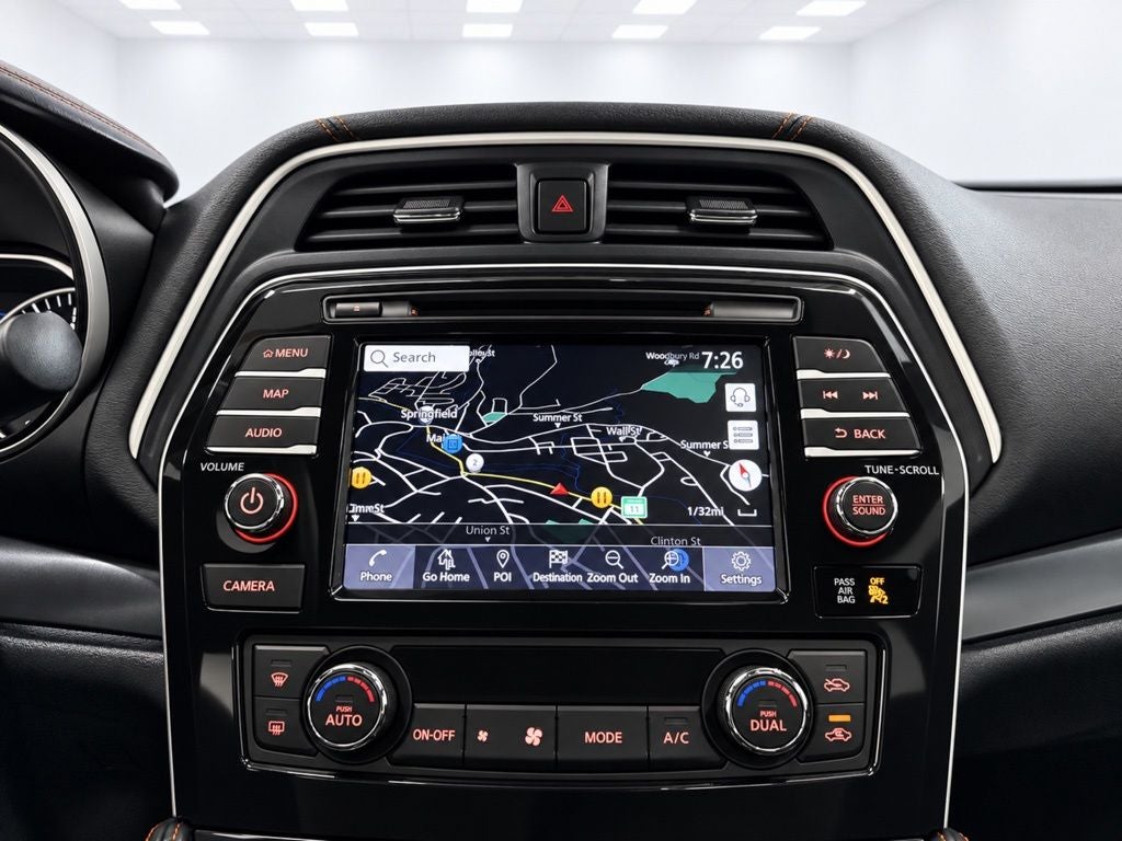 2023 Nissan Maxima SR