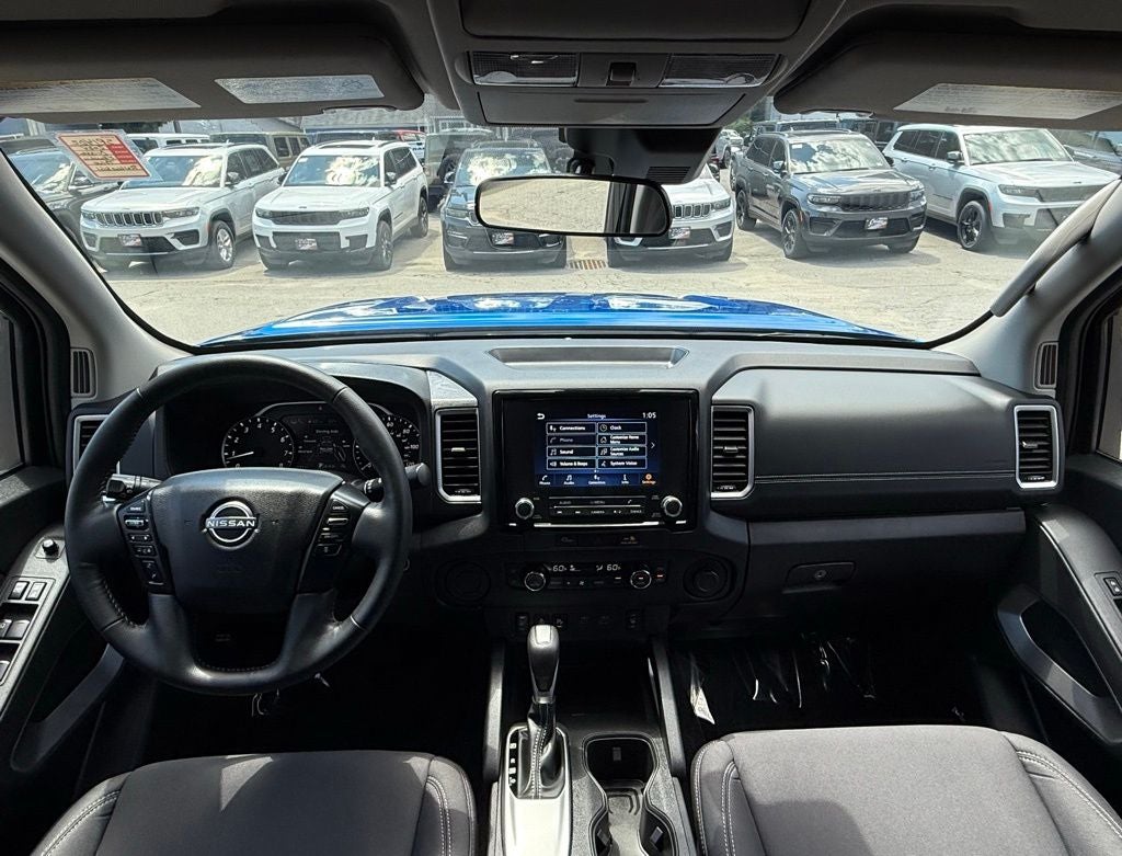 2024 Nissan Frontier SV