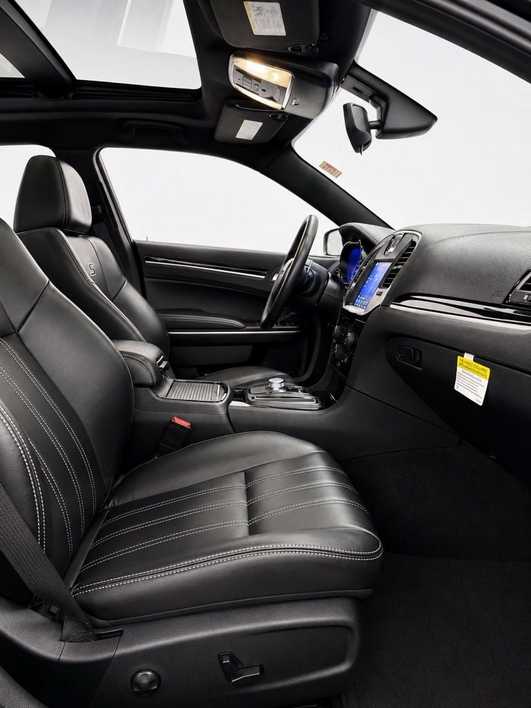 2023 Chrysler 300 S