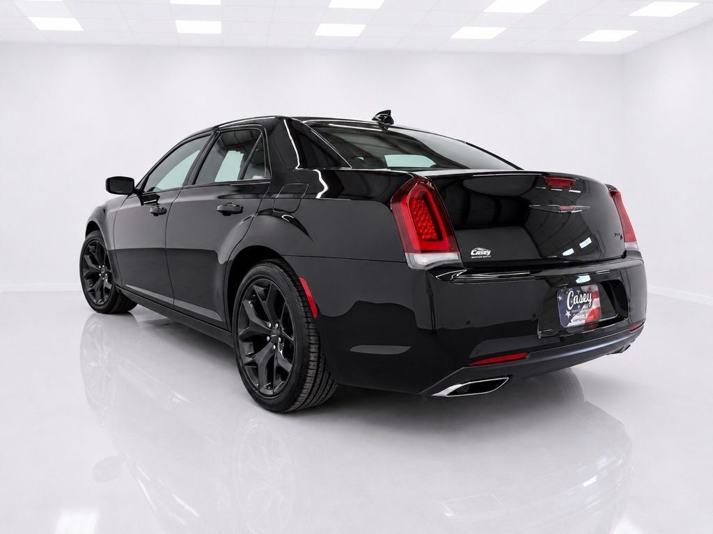 2023 Chrysler 300 S