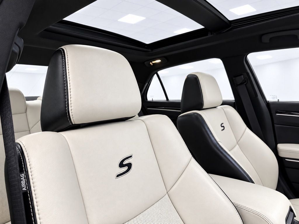 2019 Chrysler 300 S