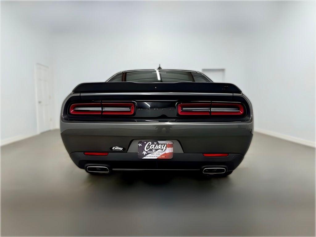 2022 Dodge Challenger SXT