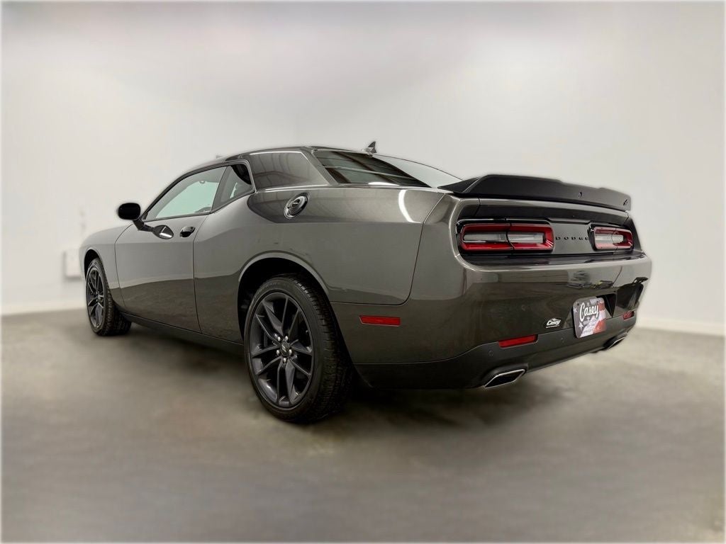2022 Dodge Challenger SXT