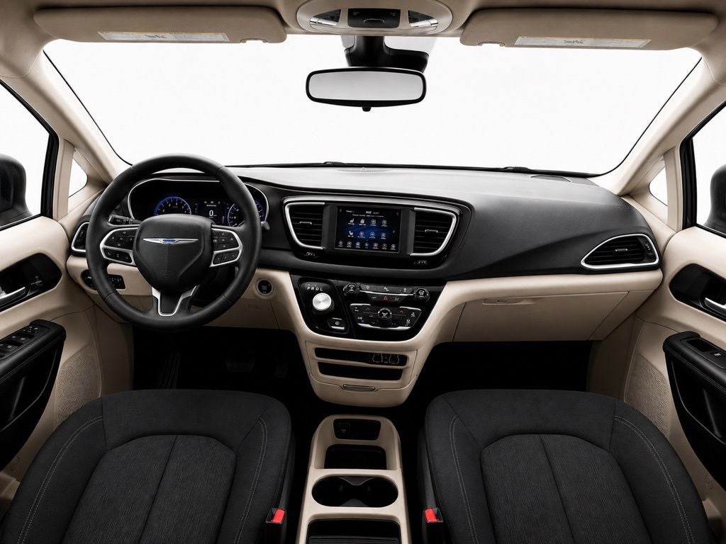 2021 Chrysler Voyager LX