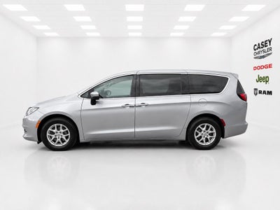 2021 Chrysler Voyager LX