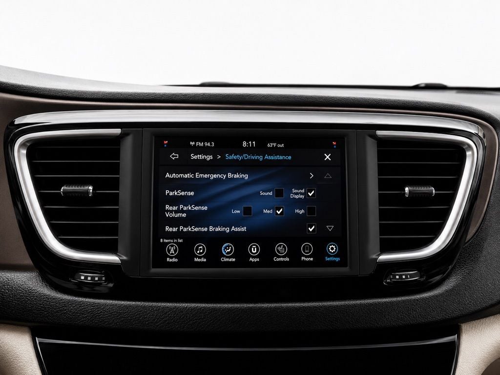 2021 Chrysler Voyager LX