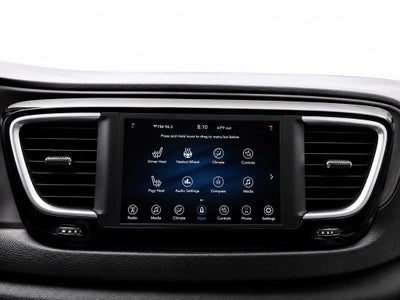 2021 Chrysler Voyager LX