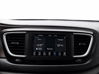 2021 Chrysler Voyager LX