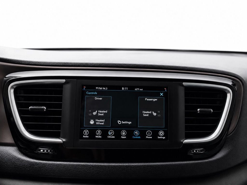 2021 Chrysler Voyager LX