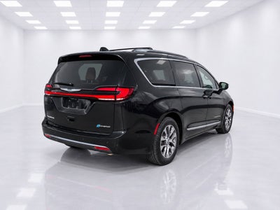 2023 Chrysler Pacifica Hybrid Pinnacle